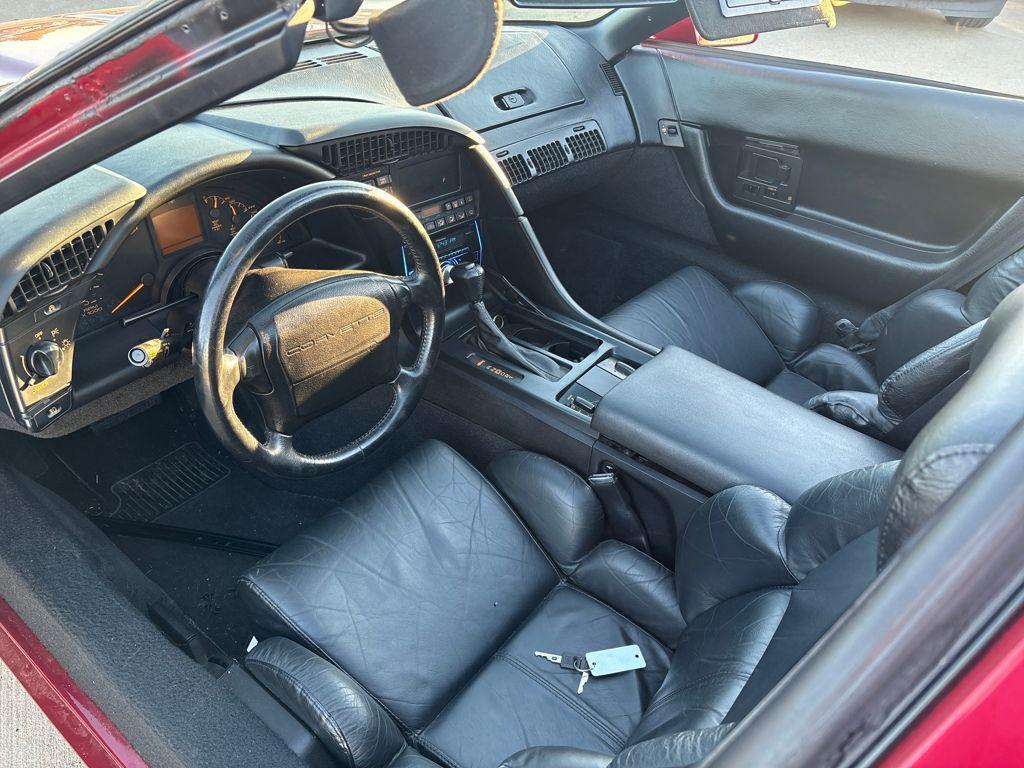 used 1992 Chevrolet Corvette car, priced at $13,377