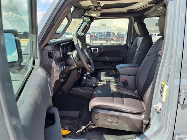 new 2025 Jeep Wrangler car, priced at $58,642