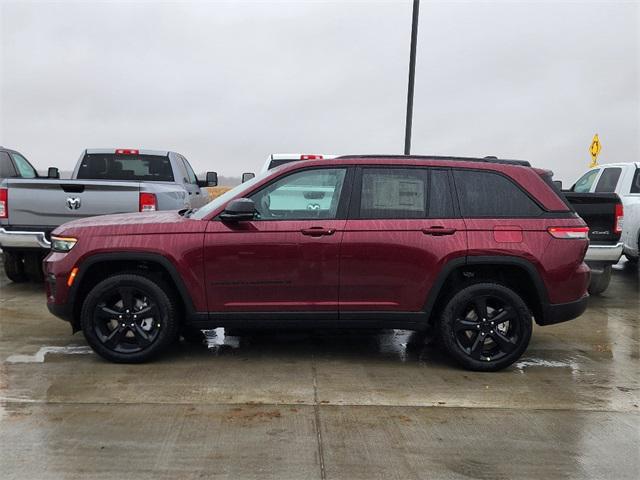 new 2025 Jeep Grand Cherokee car, priced at $46,016