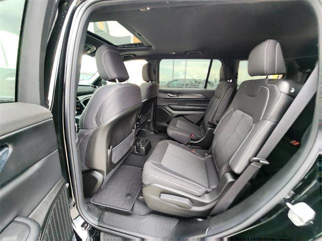 new 2025 Jeep Grand Cherokee L car, priced at $39,259