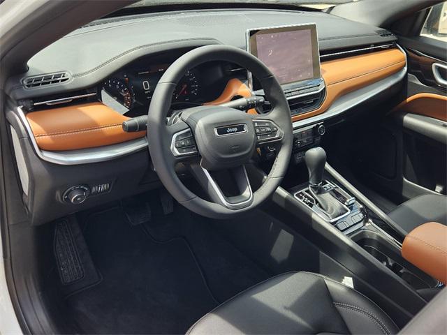 new 2025 Jeep Compass car, priced at $28,995