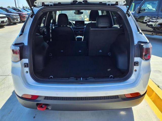 new 2025 Jeep Compass car, priced at $30,987