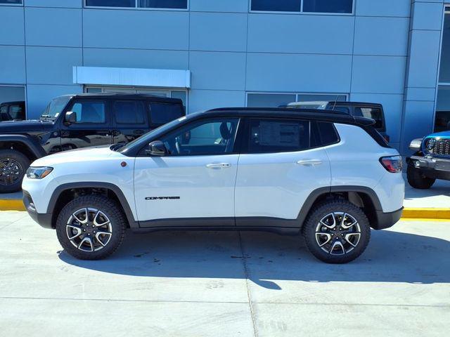 new 2025 Jeep Compass car, priced at $30,987