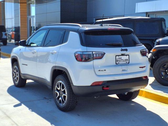 new 2025 Jeep Compass car, priced at $30,987