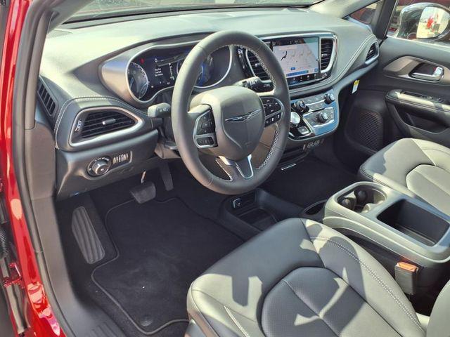 new 2025 Chrysler Pacifica car, priced at $35,967