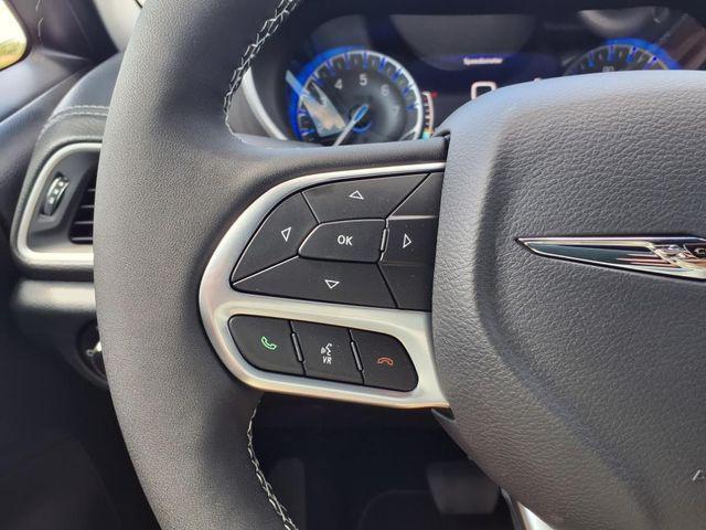 new 2025 Chrysler Pacifica car, priced at $35,967