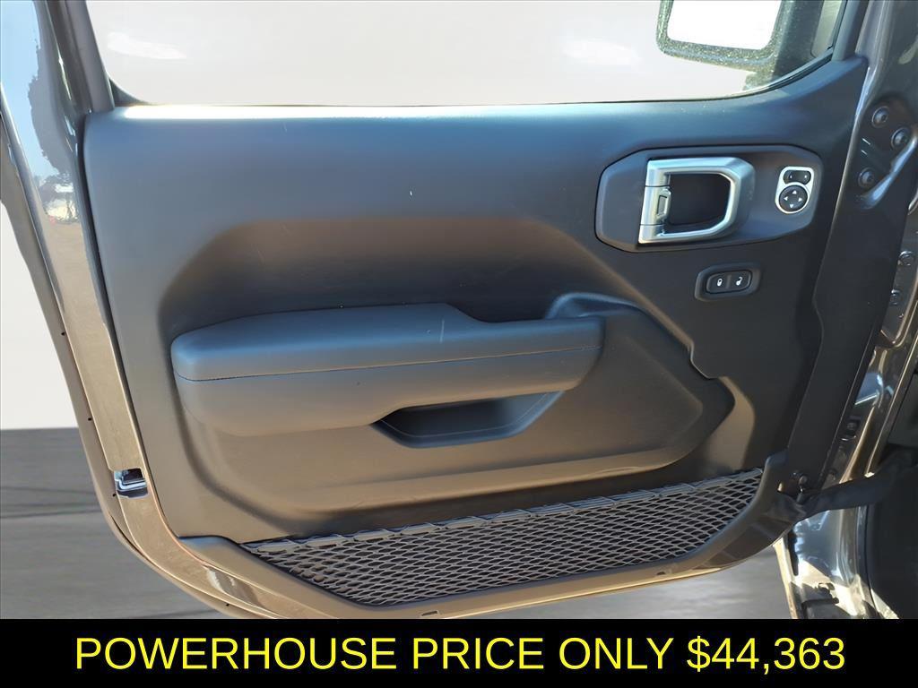 new 2026 Jeep Wrangler car, priced at $44,363