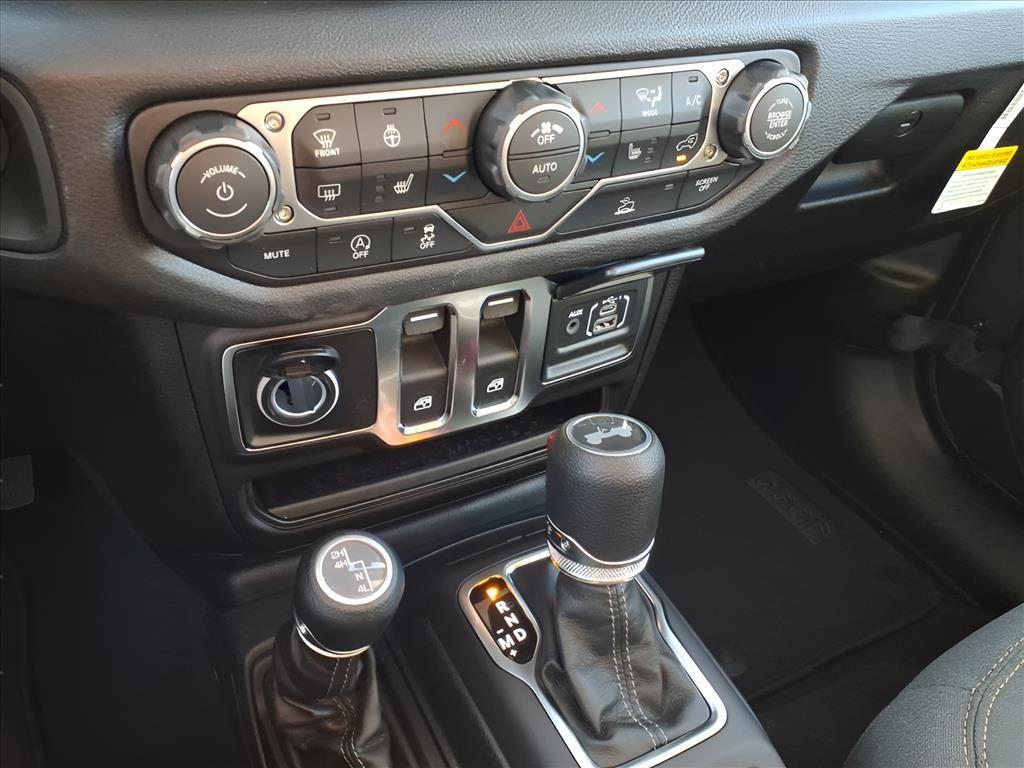 new 2026 Jeep Wrangler car, priced at $44,363