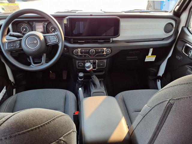 new 2025 Jeep Wrangler car, priced at $34,254