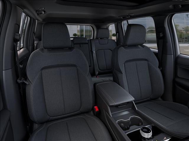 new 2025 Jeep Grand Cherokee car, priced at $37,985