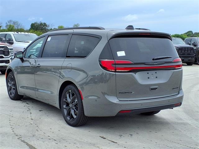 new 2025 Chrysler Pacifica car, priced at $48,603