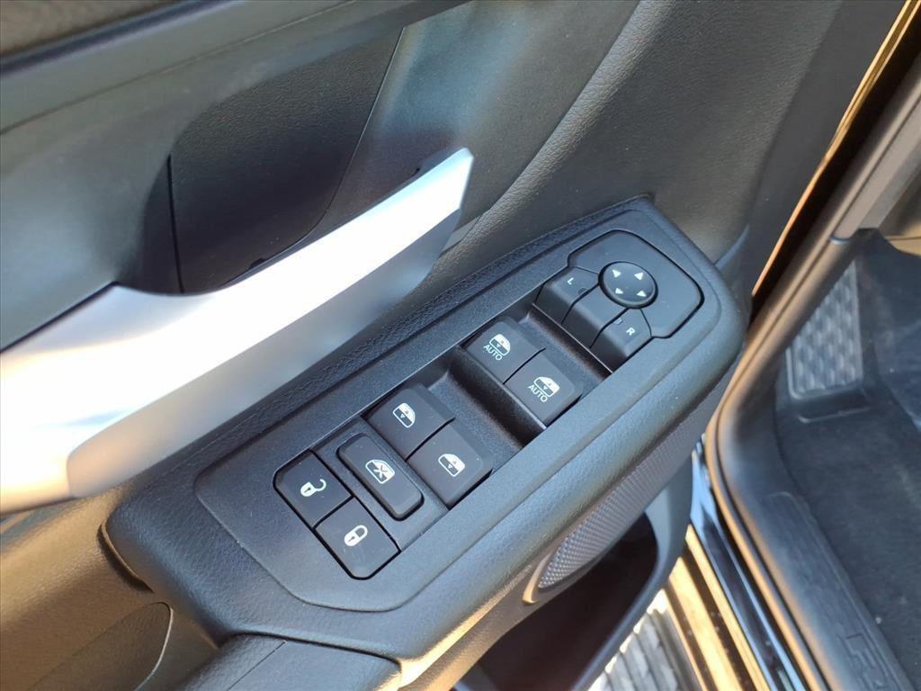 new 2025 Ram 1500 car, priced at $43,833