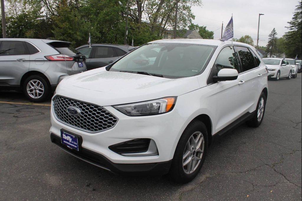 used 2024 Ford Edge car, priced at $28,499