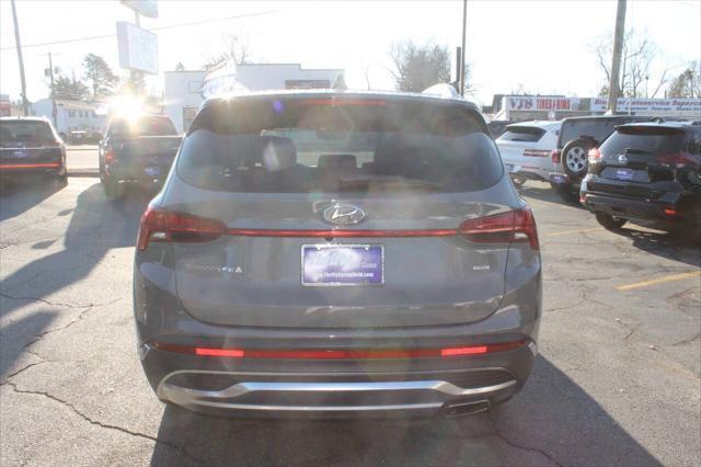 used 2022 Hyundai Santa Fe car, priced at $26,997