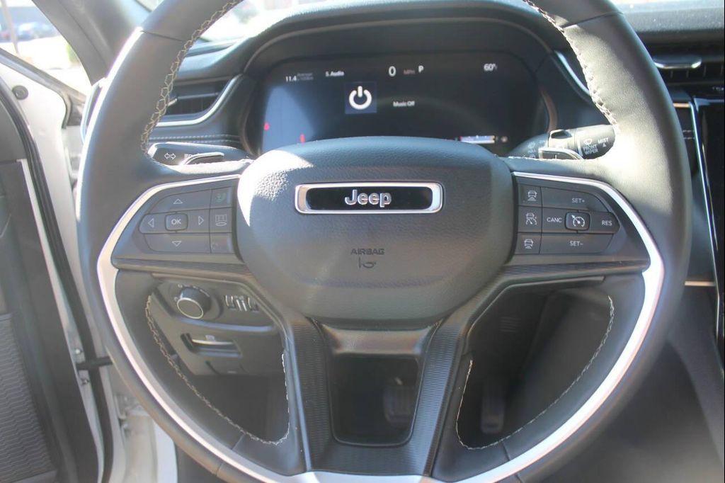 used 2024 Jeep Grand Cherokee car, priced at $32,577