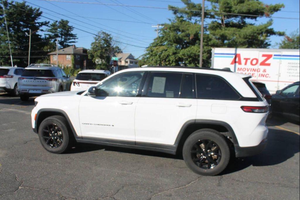 used 2024 Jeep Grand Cherokee car, priced at $32,577