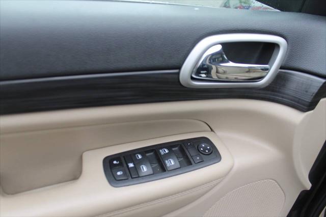 used 2022 Jeep Grand Cherokee car, priced at $23,997
