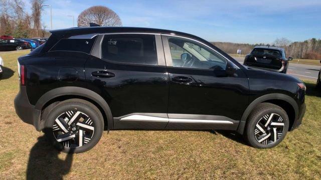 new 2025 Nissan Kicks car, priced at $25,575