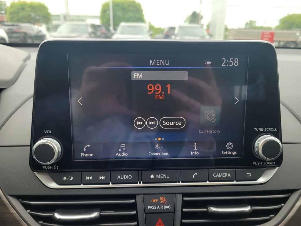 new 2025 Nissan Altima car, priced at $29,550
