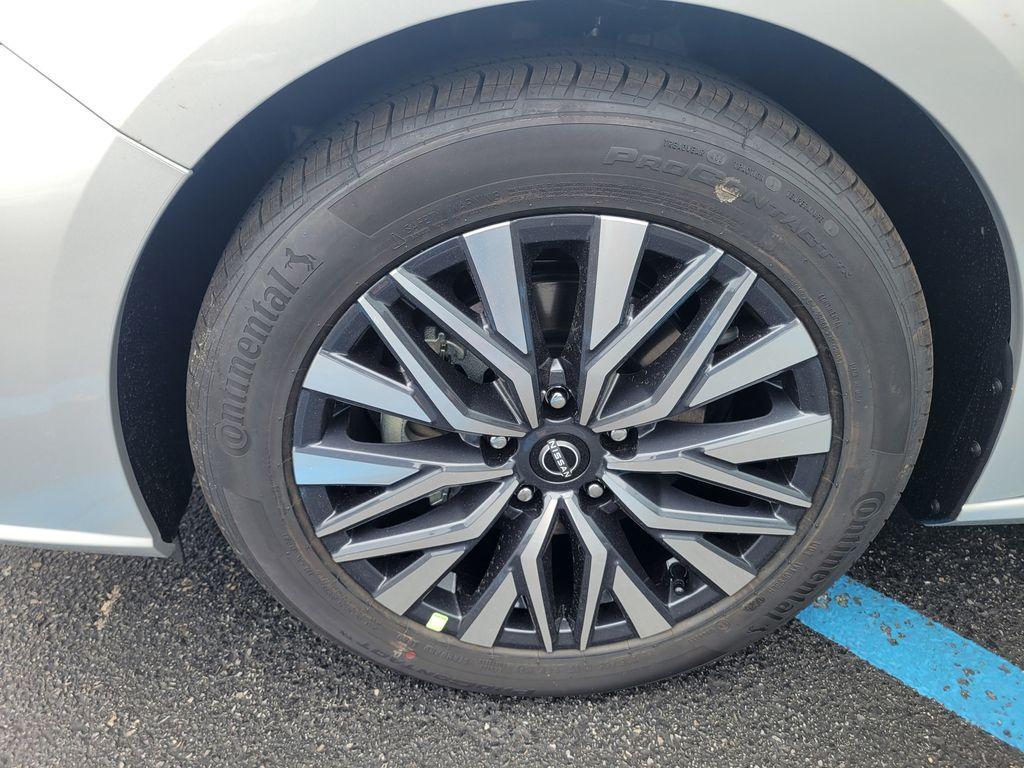 new 2025 Nissan Altima car, priced at $29,550
