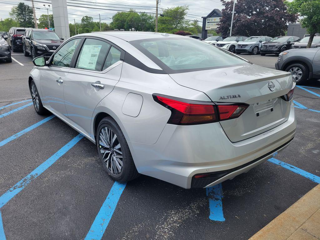 new 2025 Nissan Altima car, priced at $29,550
