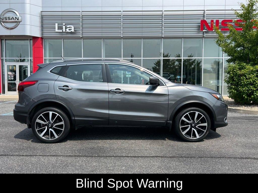 used 2019 Nissan Rogue Sport car, priced at $20,642