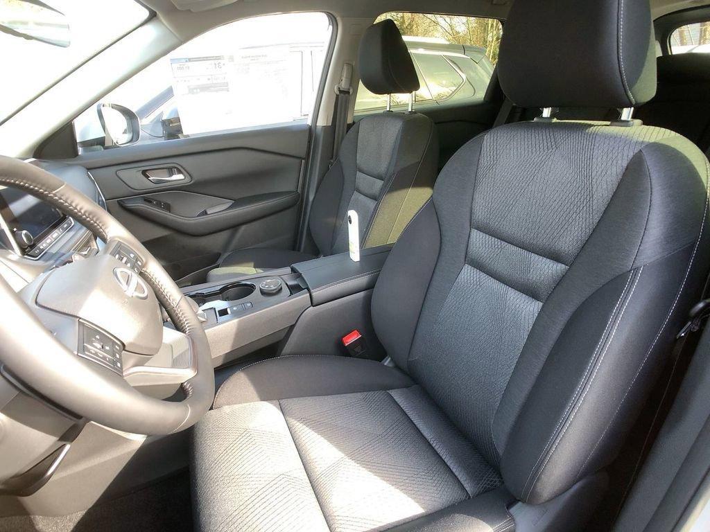 new 2025 Nissan Rogue car, priced at $32,305