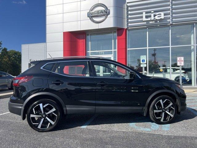 used 2022 Nissan Rogue Sport car, priced at $24,699