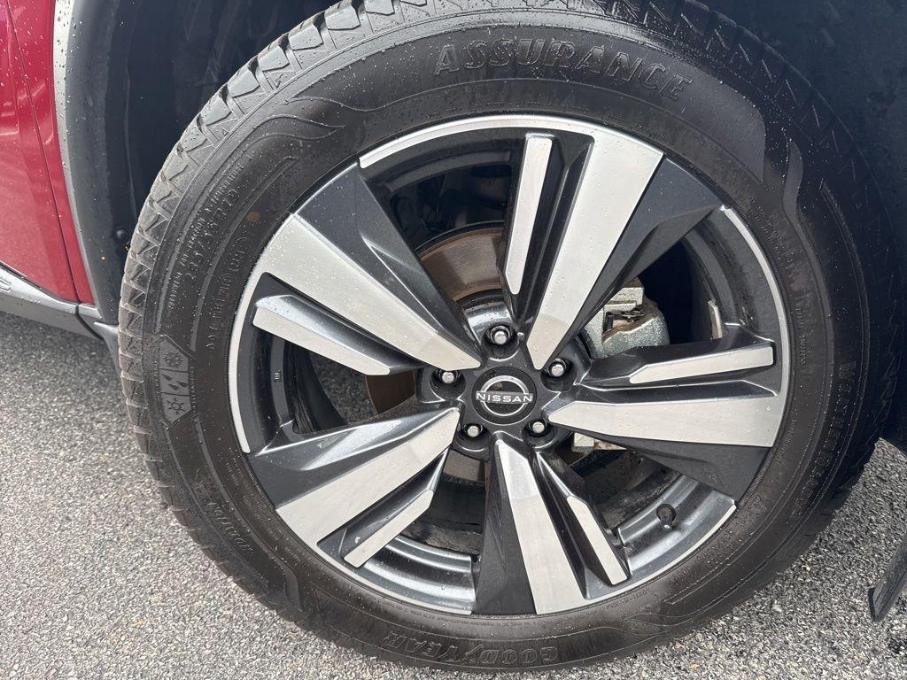 used 2022 Nissan Rogue car, priced at $29,242