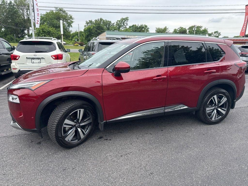 used 2022 Nissan Rogue car, priced at $29,242