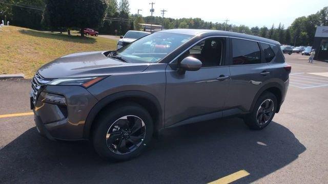 new 2025 Nissan Rogue car, priced at $33,140