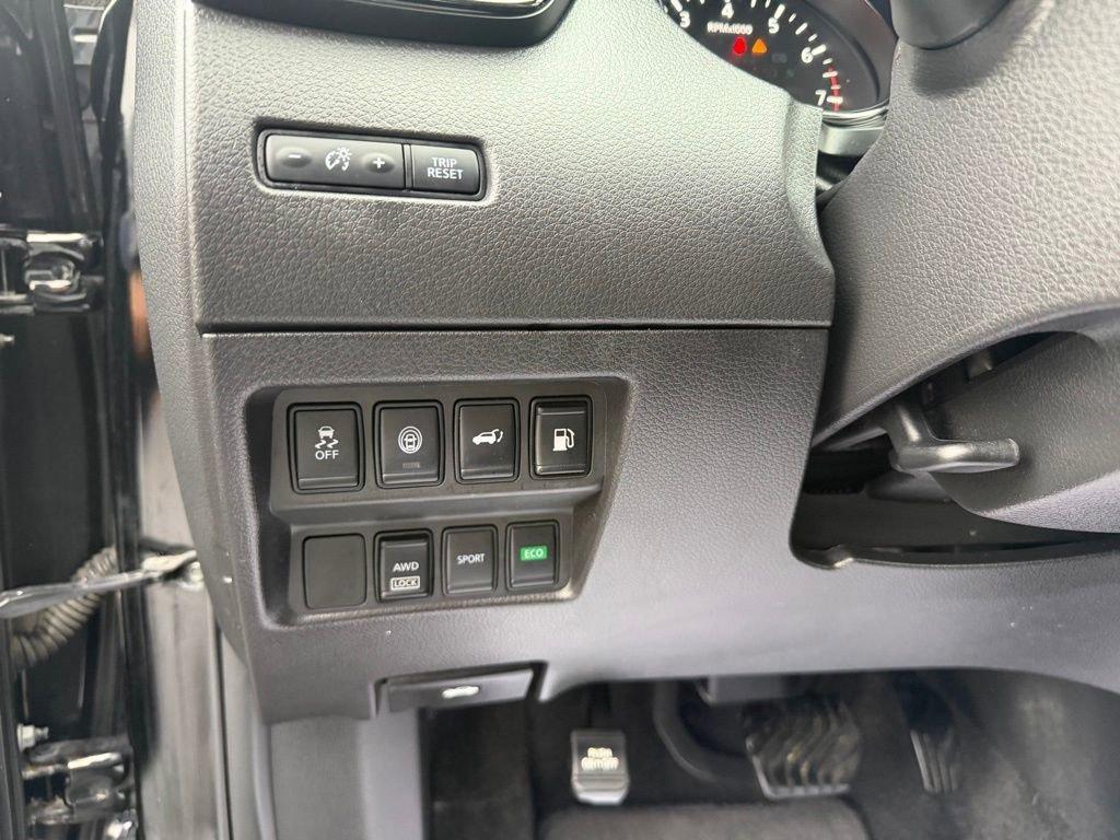 used 2019 Nissan Rogue car, priced at $16,542