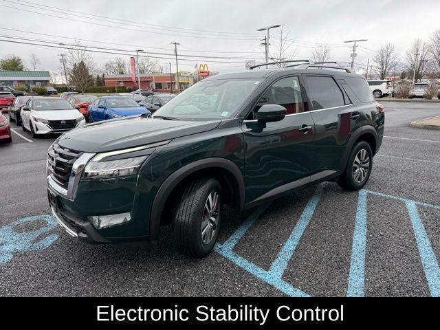 used 2023 Nissan Pathfinder car, priced at $36,942