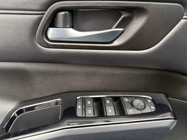 used 2023 Nissan Pathfinder car, priced at $36,942