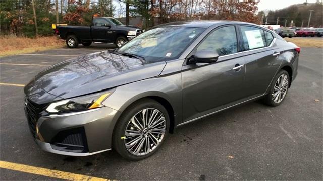 new 2025 Nissan Altima car, priced at $36,270