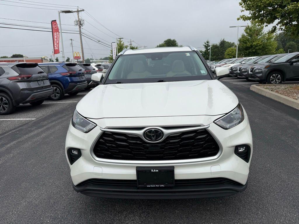 used 2021 Toyota Highlander car, priced at $31,242