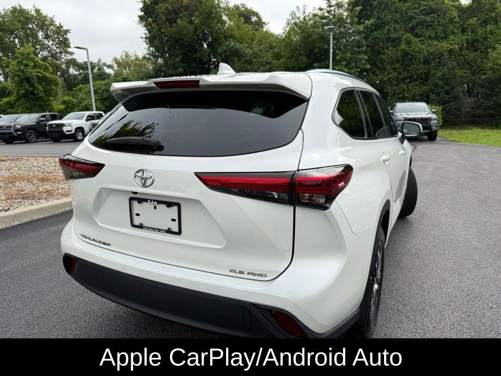 used 2021 Toyota Highlander car, priced at $31,242