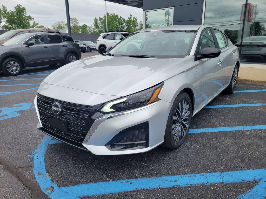 new 2025 Nissan Altima car, priced at $29,550