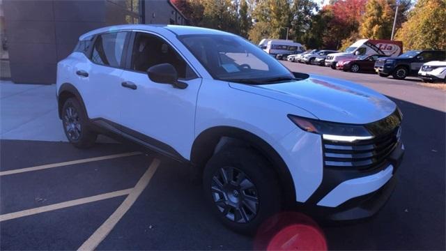 new 2025 Nissan Kicks car, priced at $23,725