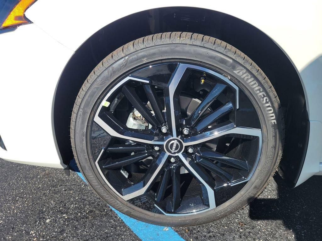 new 2025 Nissan Altima car, priced at $33,480