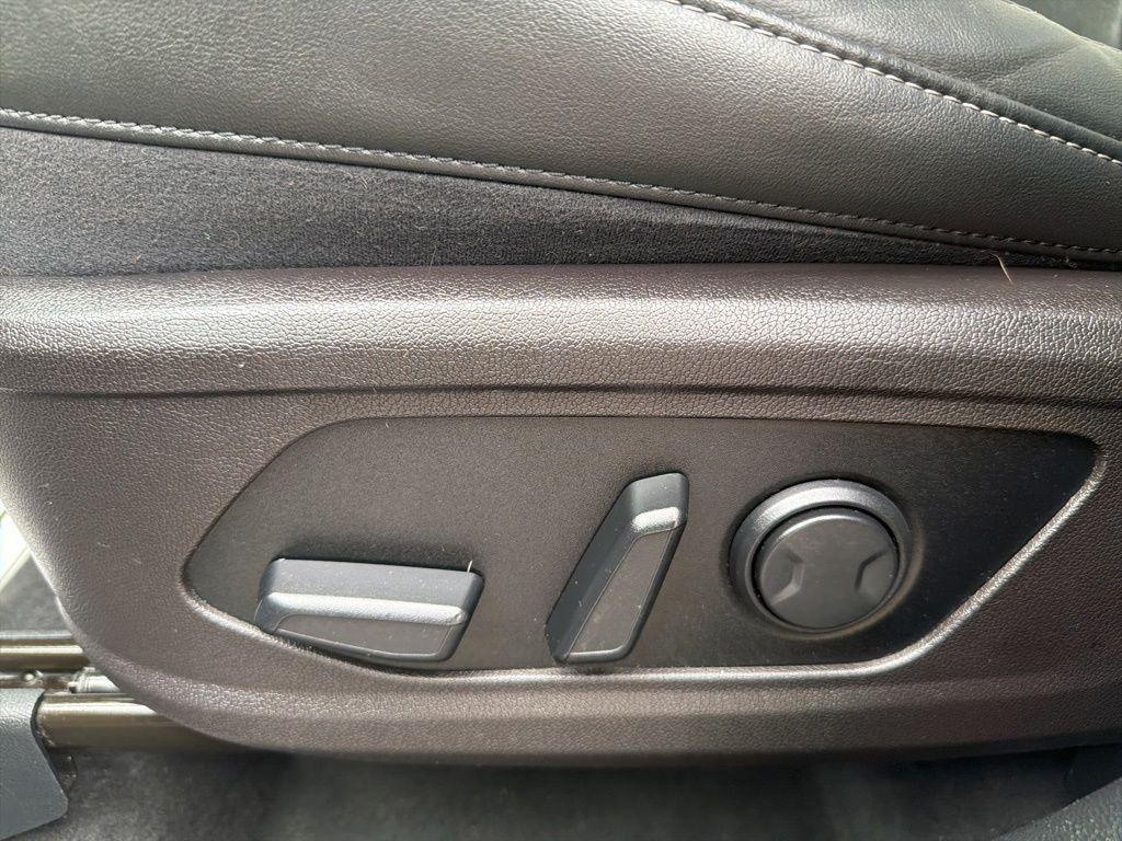 used 2021 Kia Sorento car, priced at $23,542