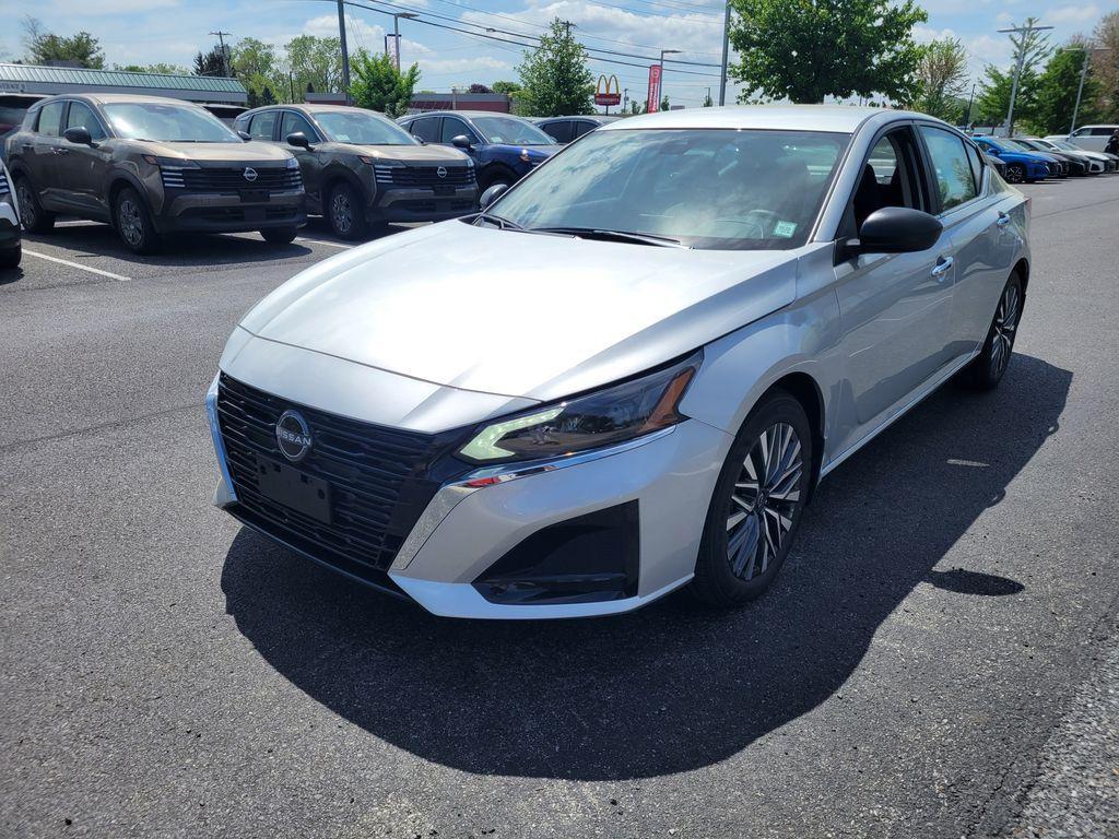 new 2025 Nissan Altima car, priced at $29,605