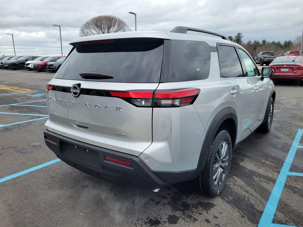 new 2025 Nissan Pathfinder car, priced at $34,925
