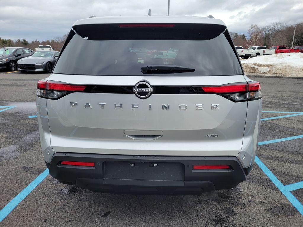 new 2025 Nissan Pathfinder car, priced at $34,925
