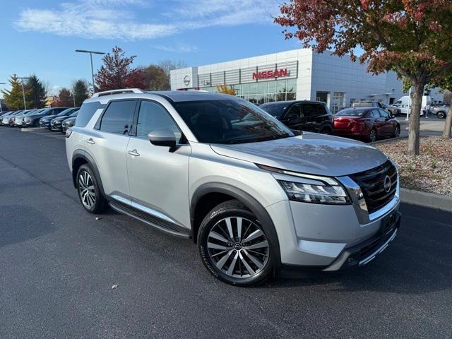 used 2022 Nissan Pathfinder car, priced at $34,399