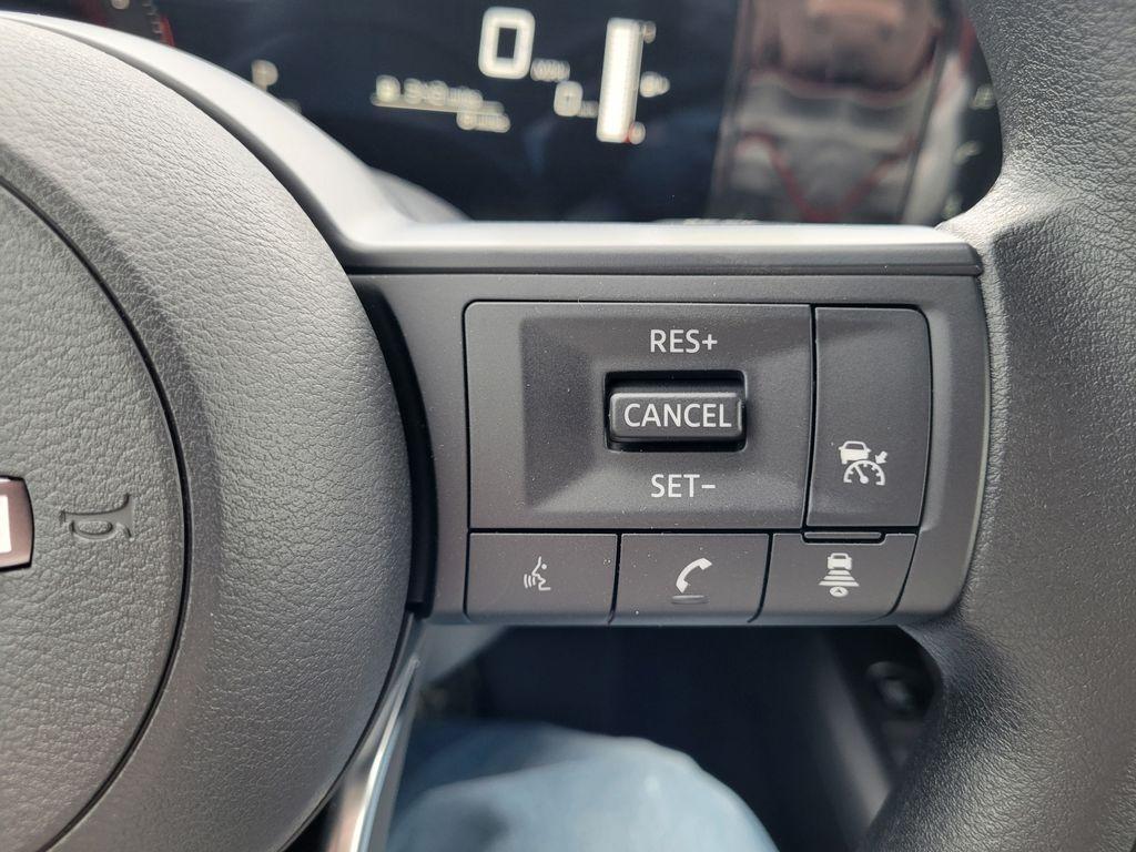 new 2025 Nissan Kicks car, priced at $32,945
