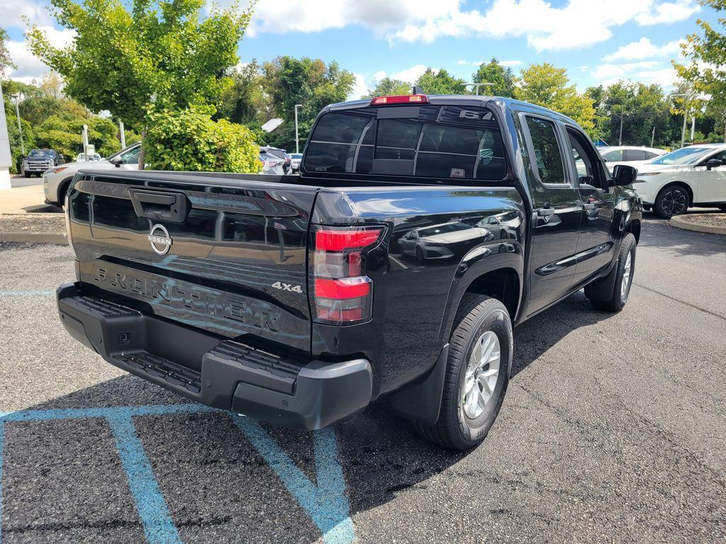 new 2025 Nissan Frontier car, priced at $34,321
