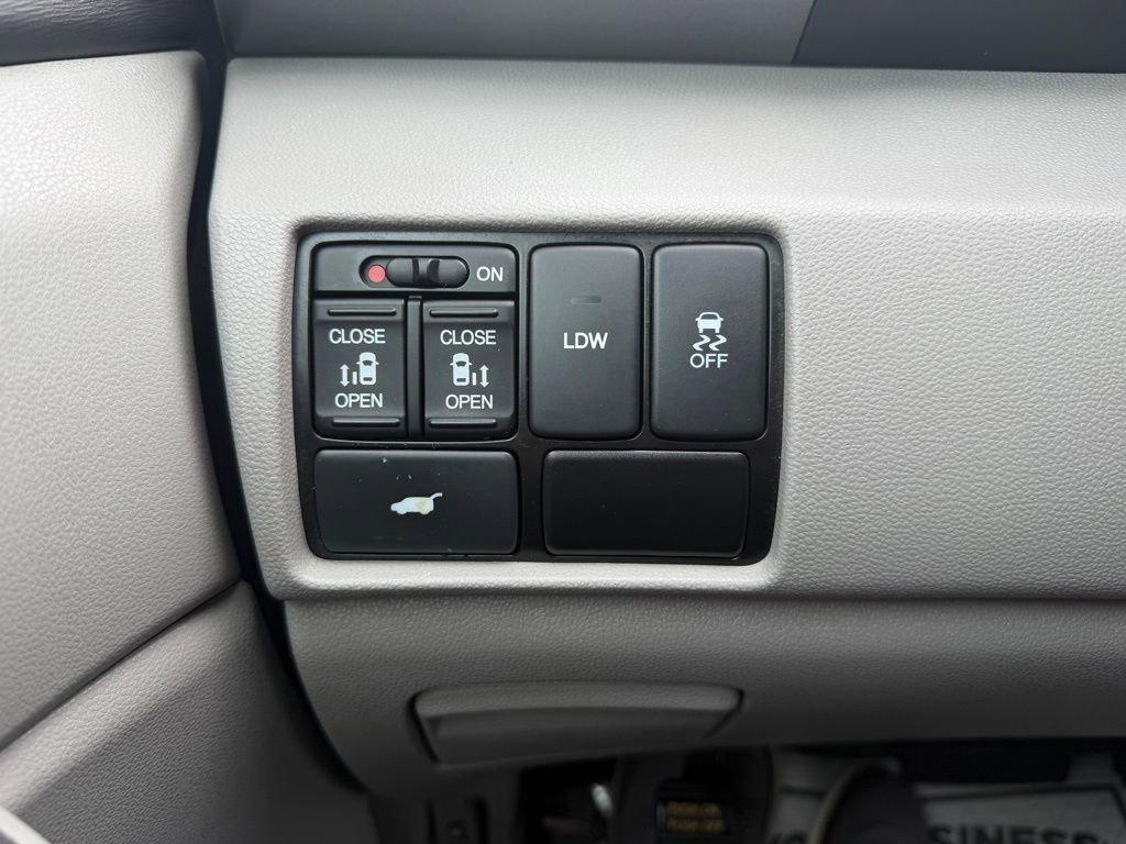 used 2015 Honda Odyssey car, priced at $15,542