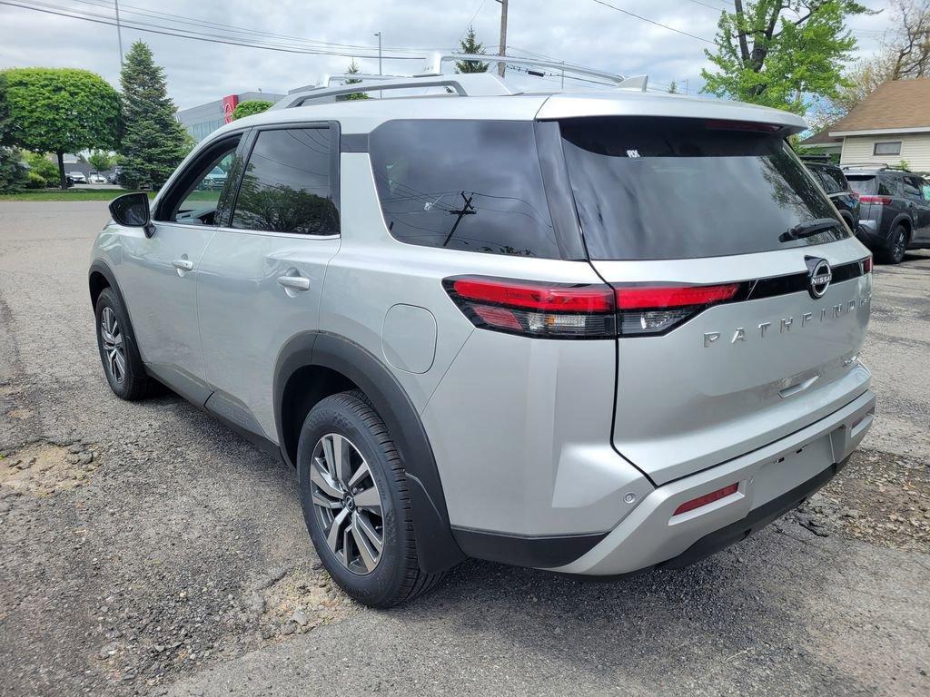new 2025 Nissan Pathfinder car, priced at $43,845