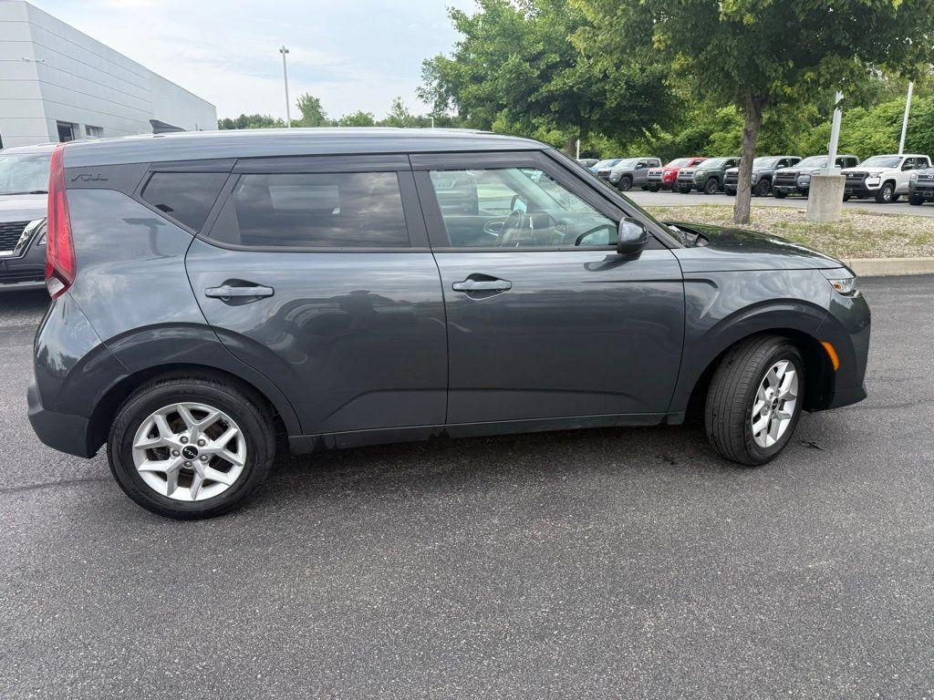 used 2022 Kia Soul car, priced at $19,042